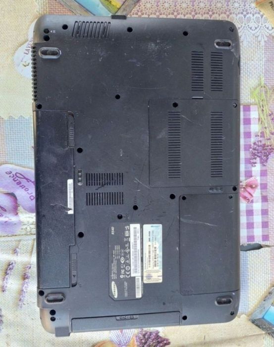 Dezmembrez Laptop Lenovo R540