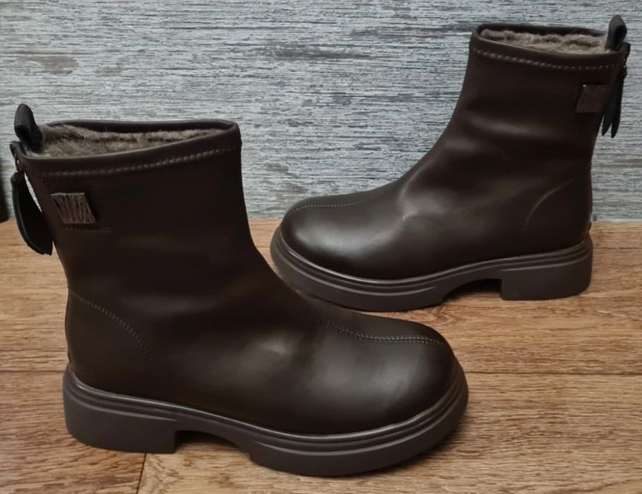 Новые зимние женские ботинки