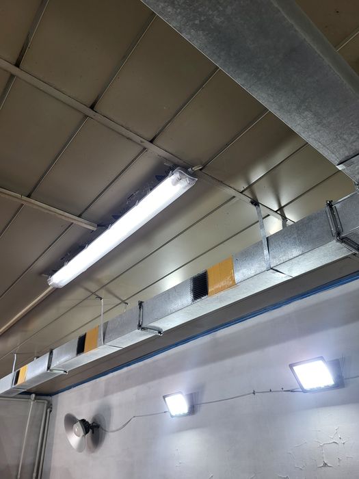 Отличная вытяжка в сборе