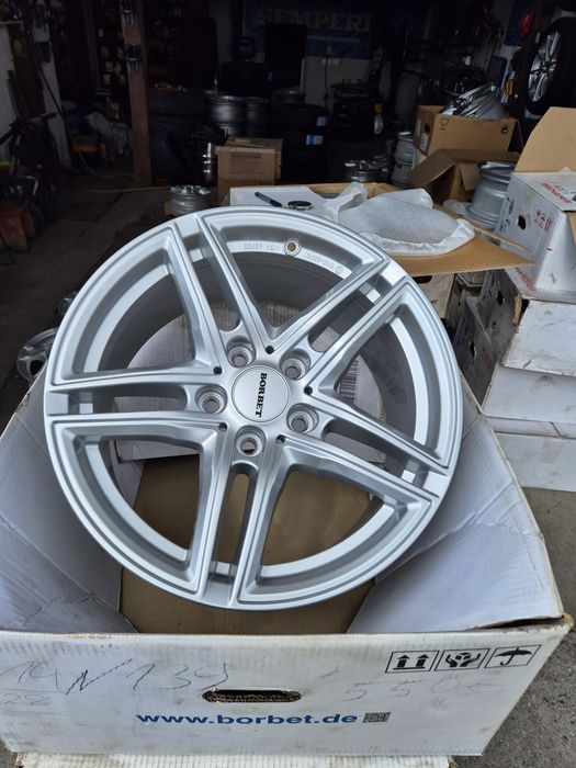 Джанти Borbet 17 цола , 5х120 , 8j , et30 Bmw Mini Opel  Vw T5 T6