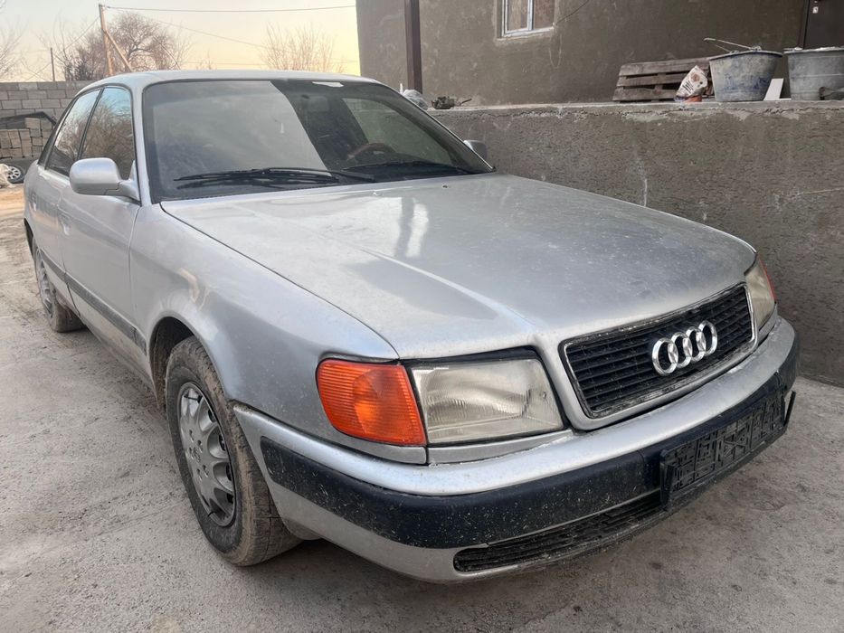 Продам машину марки ауди 100 с4