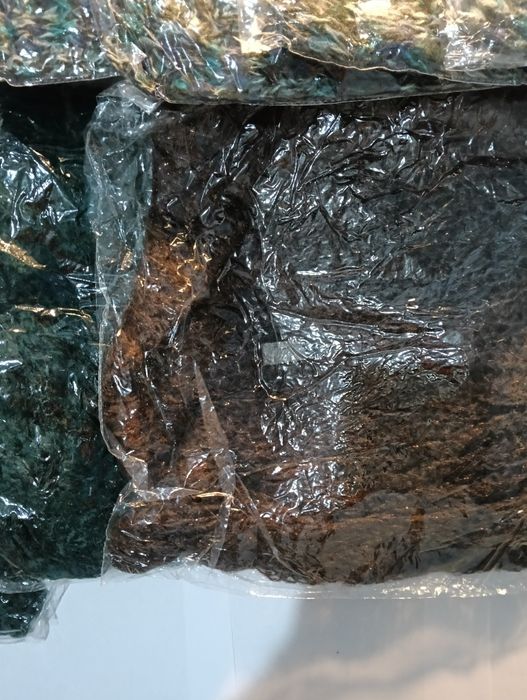 Unsprezece gulere de dama noi