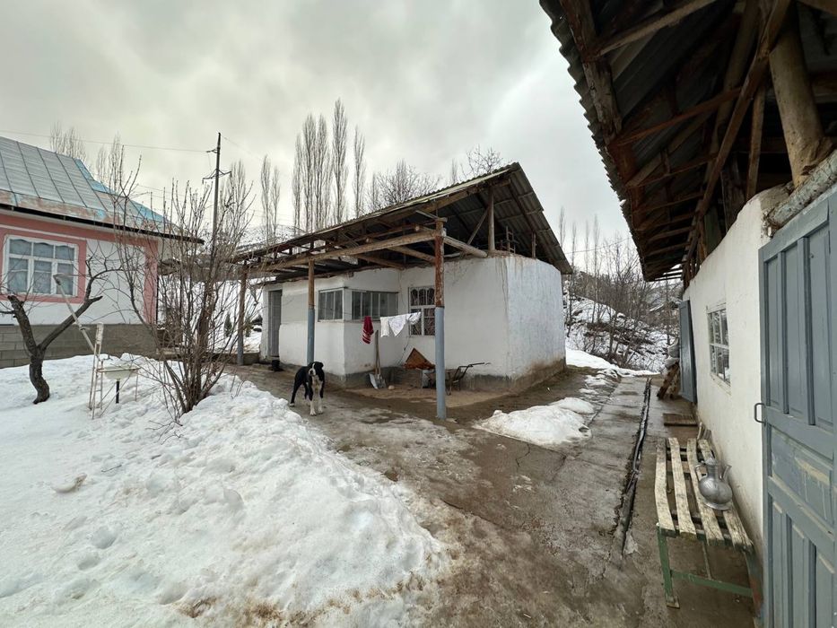 Продаётся участок в чимгане