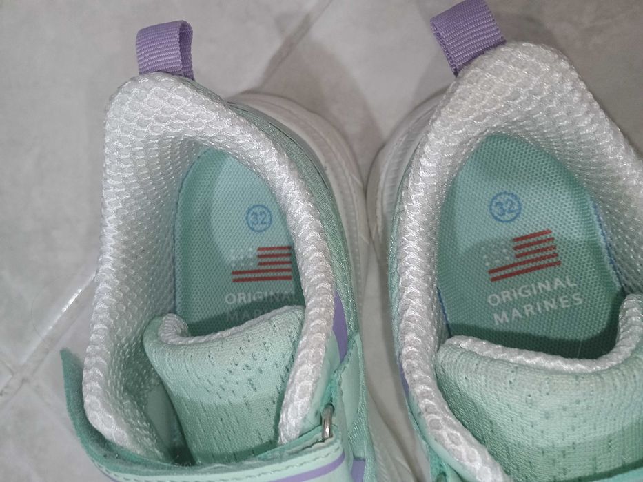 Продавам маратонки Original Marines