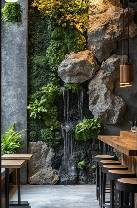 Водопад искусственный камнями