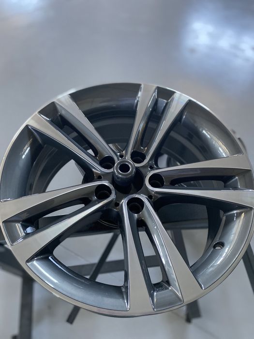 Reconditionare jante auto, vopsire jante auto, indreptat jante pe loc