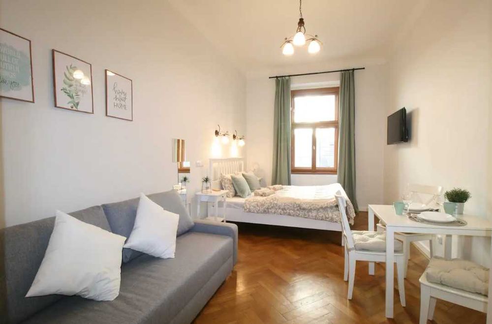 Дава се под наем Двустаен апартамент в Пловдив, Южен - 60 кв.м за 275.4 € - Снимка #1