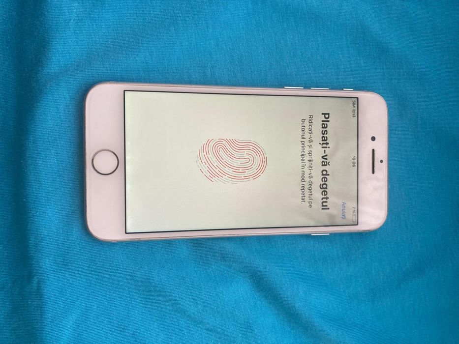 Iph 8 alb 64gb vezi pozele.