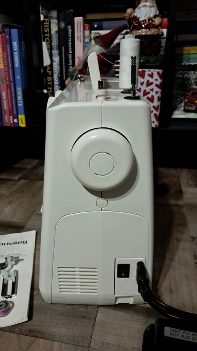 Mașină de cusut Privileg