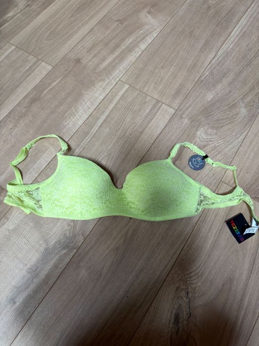 Sutien verde lime cu dantela Tezenis