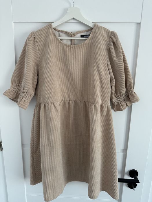 Rochie crem Missguided marimea 42