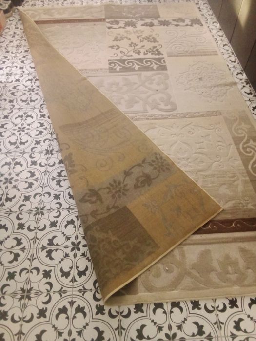 Продам ковёр шелковый