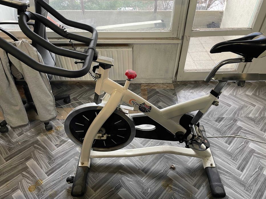 Spinbike Kondition 18 kg маховик