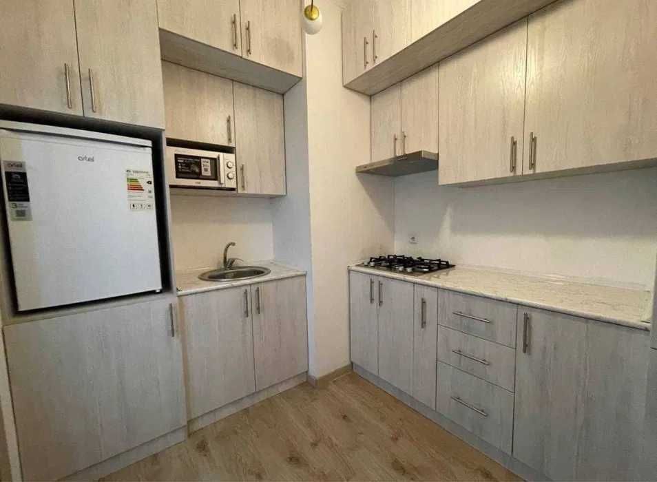 Mirobod bozori yonida kvartira bor