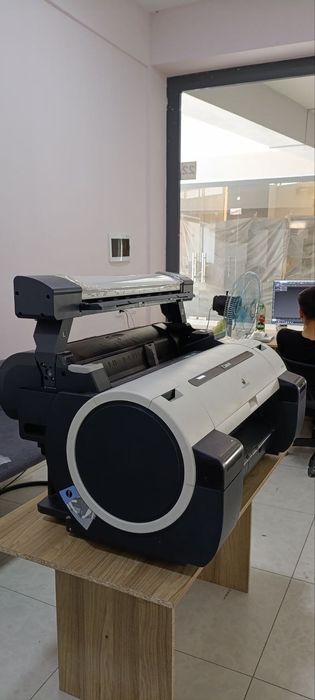 Plotter Canon ImagePROGRAF iPF670 skaner