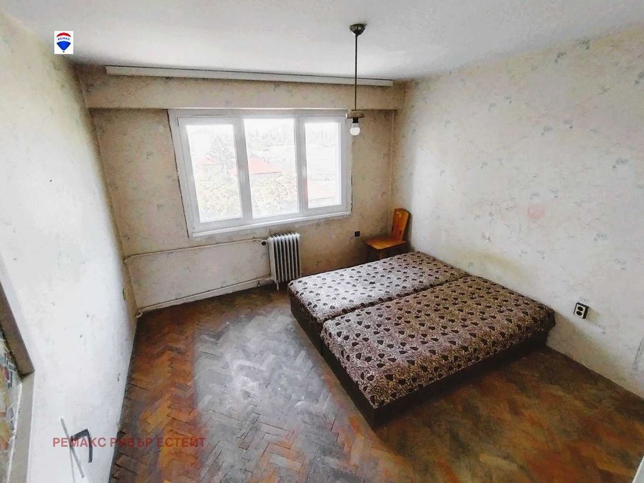 Продава се Тристаен апартамент в Русе, Родина 2 - 81 кв.м за 1123 €/кв.м - Снимка #3