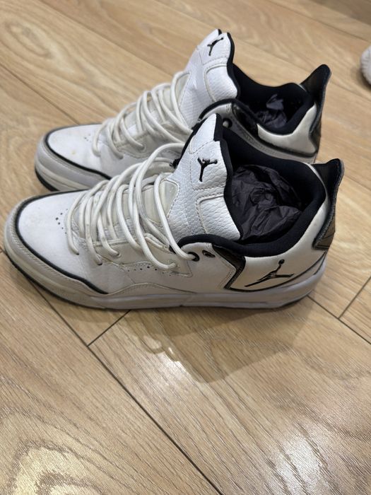 Кецове Air Jordan Courtside 23
