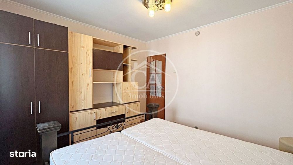 Apartament cu 3 camere de închiriat în zona Rogerius, Oradea