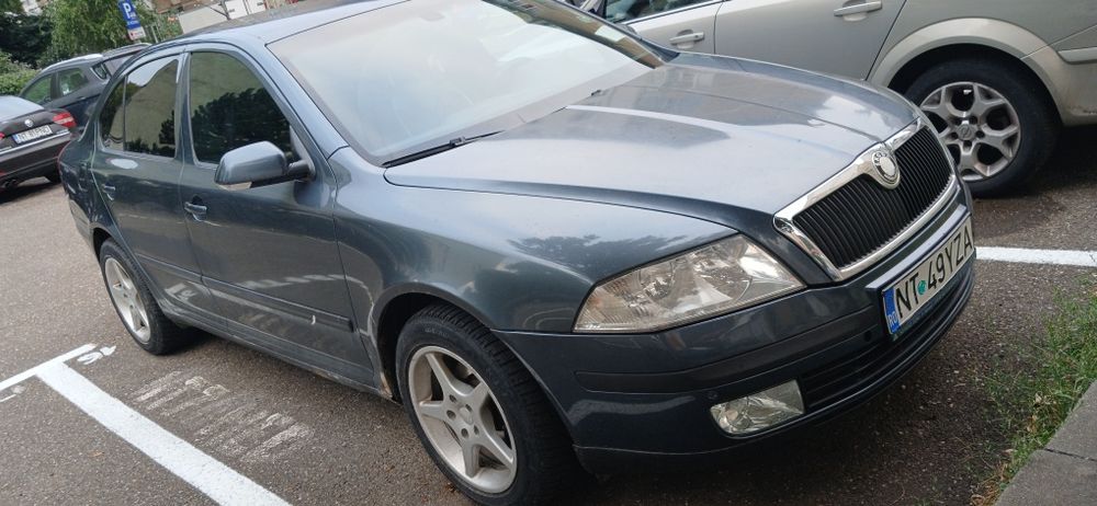 Skoda octavia 2 2007 2.0 tdi bkd