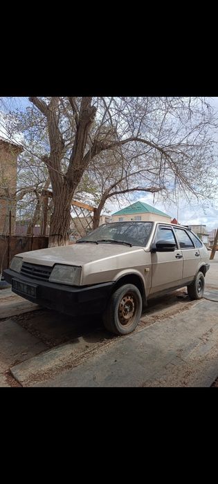 Автомобиль ВАЗ 2109