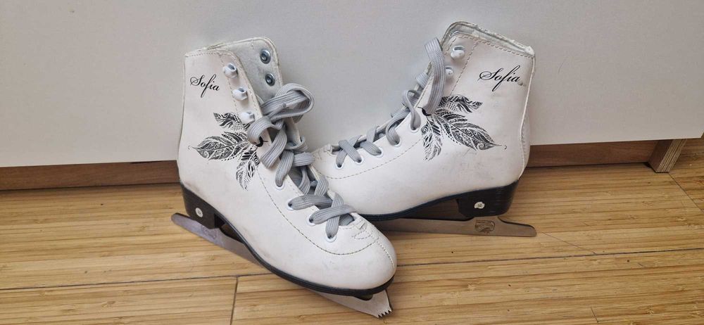 Коньки фигурные 32р.