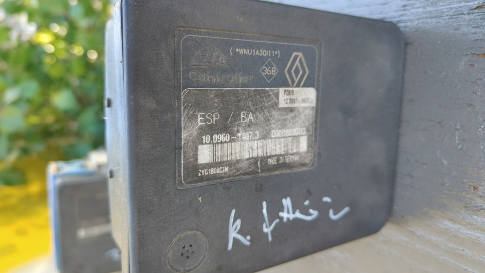 ABS Renault 8200001333