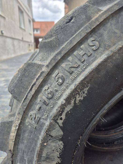 Cauciucuri 12 r 16.5