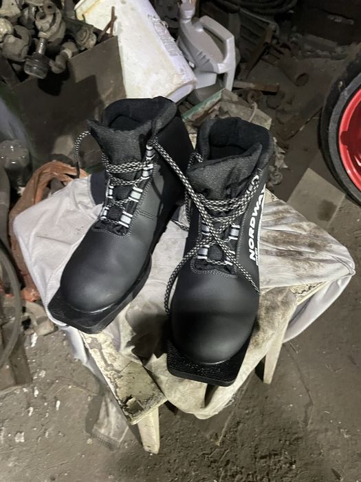 Продам ходовые лыжи