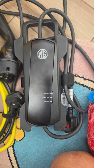 Statii incarcatoare masini electrice Tesla Bmw Audi Nissan Hyundai Volvo