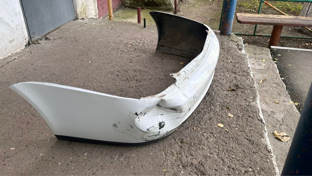Бампер приора седан