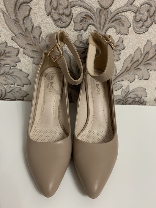 Продам новые туфли