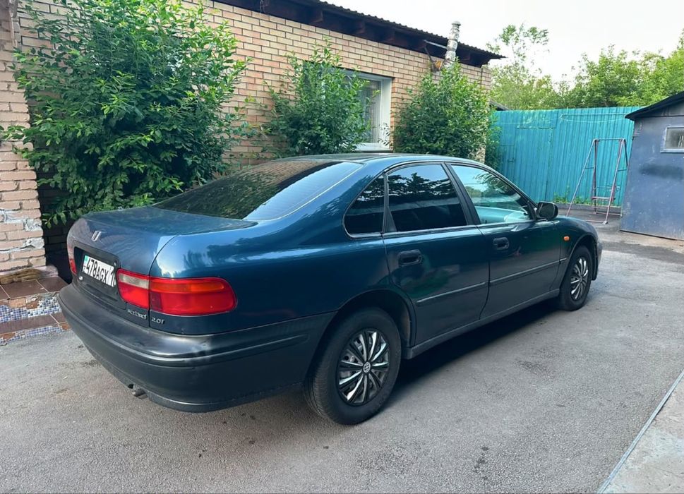 Продам Honda Accord V