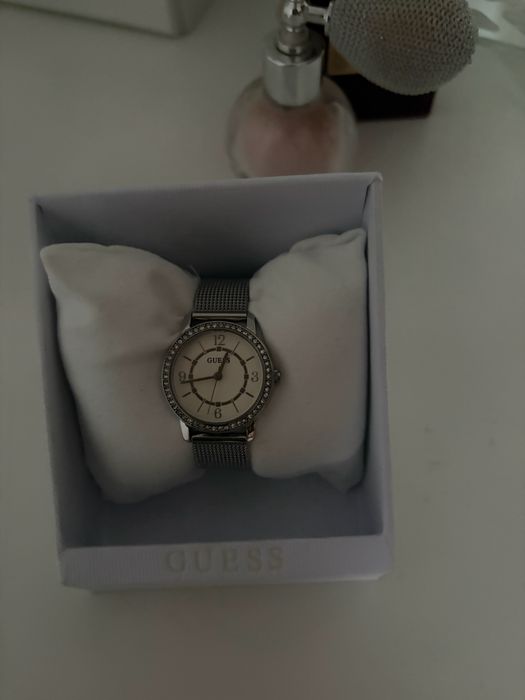 Ceas guess  stare foarte buna