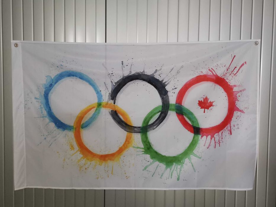 Национални спортни автомобилни знамена по поръчка. Всякакви размери.