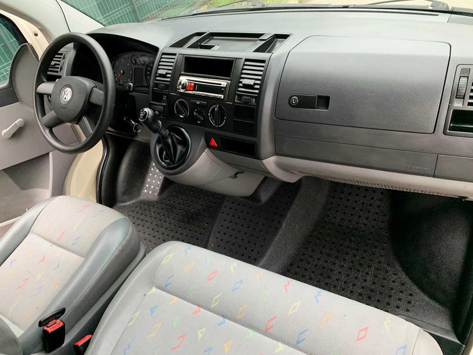 VW TRANSPORTER T5 Long_Motor 1,9 TD_Fabr 2009_ALB_INM.RO 2021_Jante AL