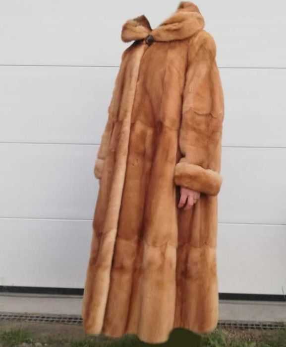Haina de blana naturala de vizon ( made in Italia )