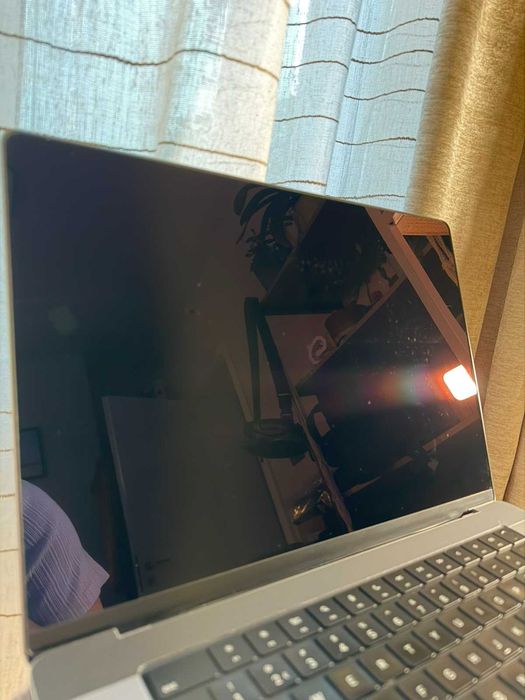 Macbook Pro 16'' M1 Max 64GB RAM/1TB - 88% battery, пълен комплект