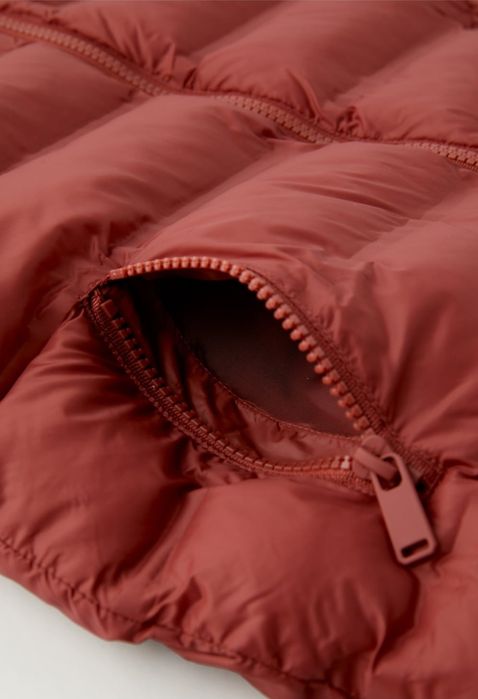 Продавам ултра лек  елек  с ватирана подплата