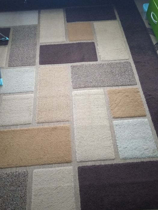 Продам ковёр 2 на 3