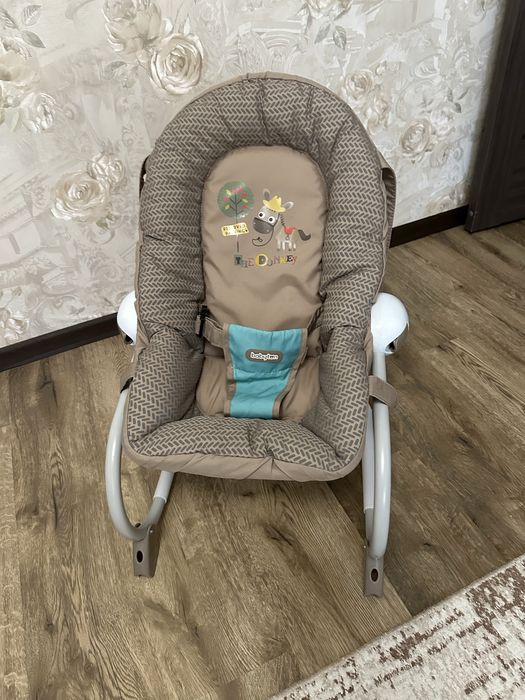 Шезлонг для малышей с рождения