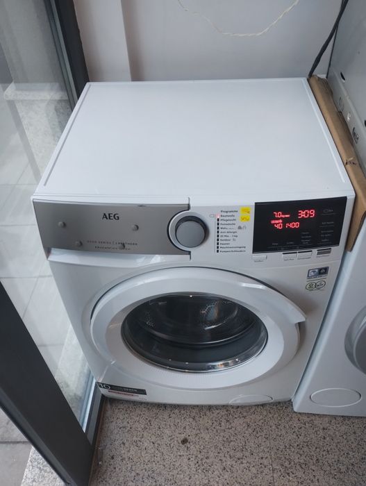 Пералня AEG series 8000