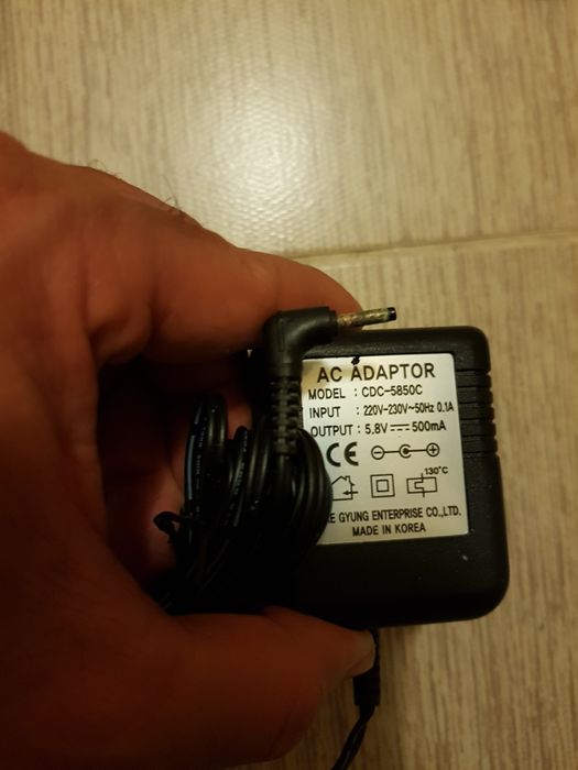 Alimentator 220v - 5.8v 500mA