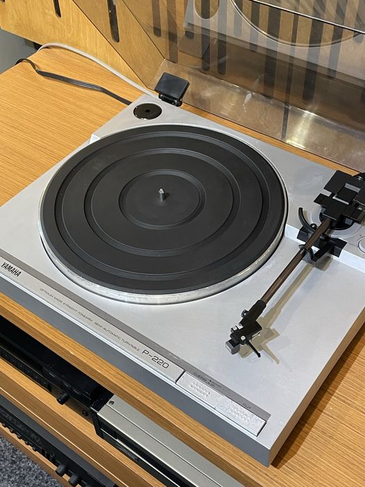 Pickup yamaha p 220 cu doza originala cg 7700