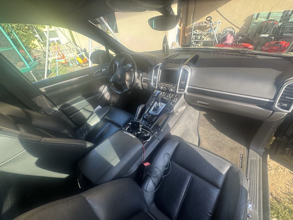 Porche Cayenn 3.0D