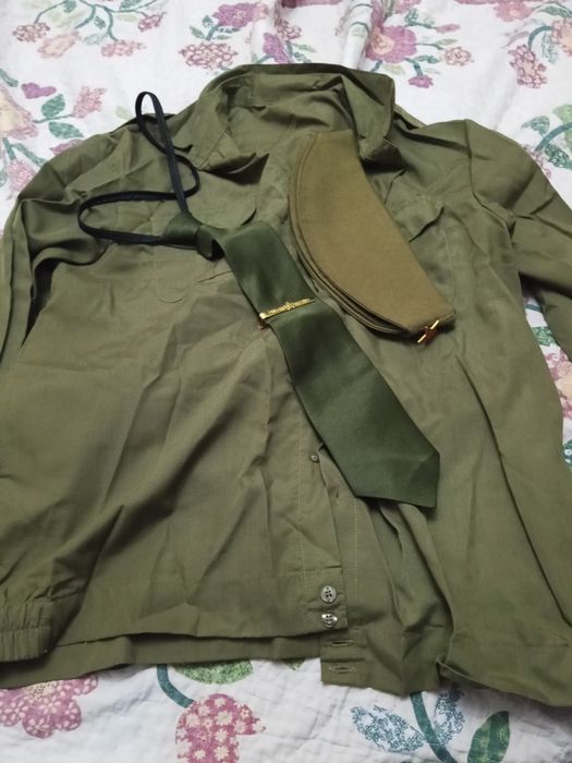 Военную форму 42р