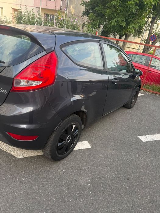 FORD Fiesta 2010 — imagine 4