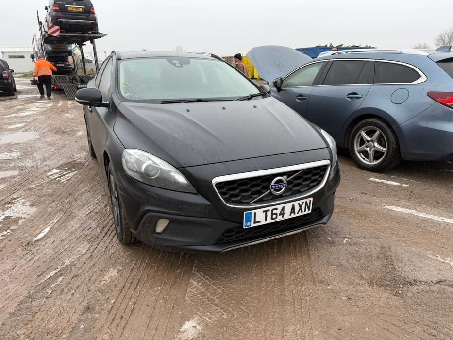 Volvo XC40 1.6 авто 2015 на части