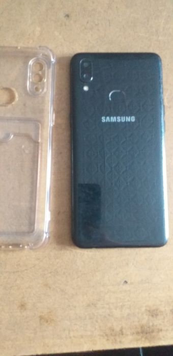 Продам телефон Самсунг