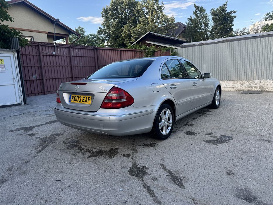 MERCEDES-BENZ E-Class 2003 — imagine 4