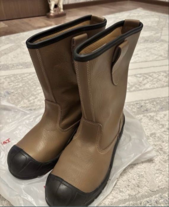 Демисезонные ботинки